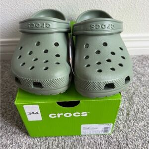 CROCS Kids Classic Clog in Moss- Kids Size 5